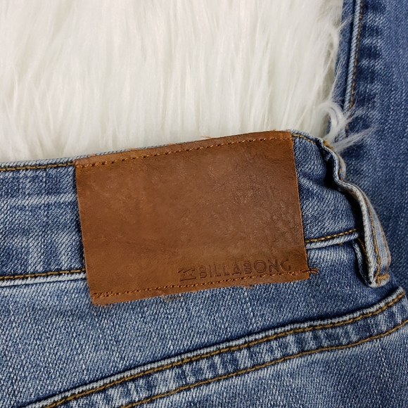 Billabong kickin' it released hem jeans size 30 - Picture 8 of 14